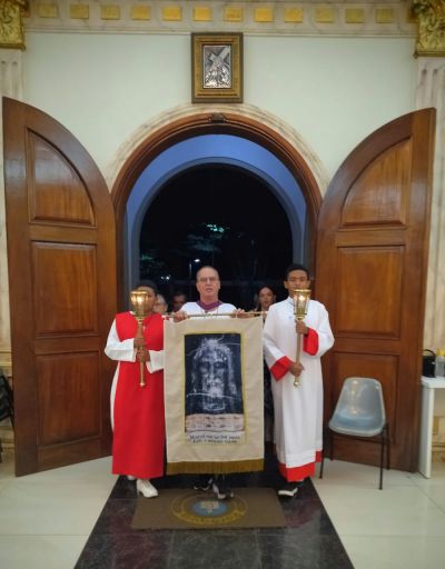 Apostolado da Sagrada Face promove noite de oração e reparação em Araxá