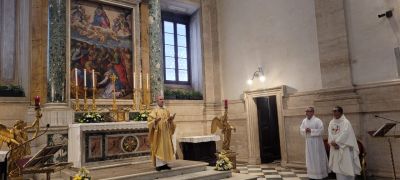 Com Dom Paulo, peregrinos de Uberaba celebram o Jubileu em Roma