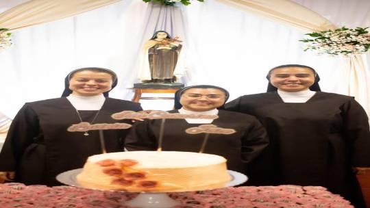 Congregação das Irmãs Carmelitas celebra Primeira Profissão Religiosa de três noviças
